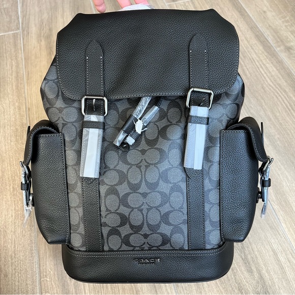 Coach Hudson Backpack In Signature Canvas - Picture 2 of 9